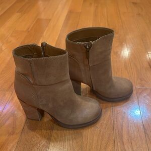 Sam Edelman Franklin Suede bootie